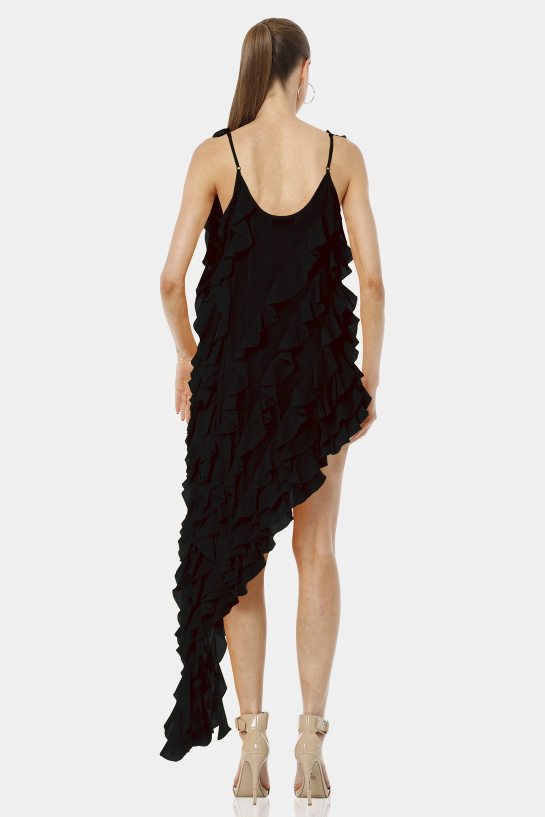 Shahida Parides,
sexy black dress,
ruffle dresses,