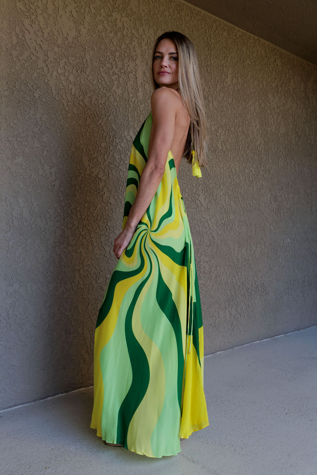 modest maxi dresses,
best maxi dresses,
spring maxi dress,
Shahida Parides,