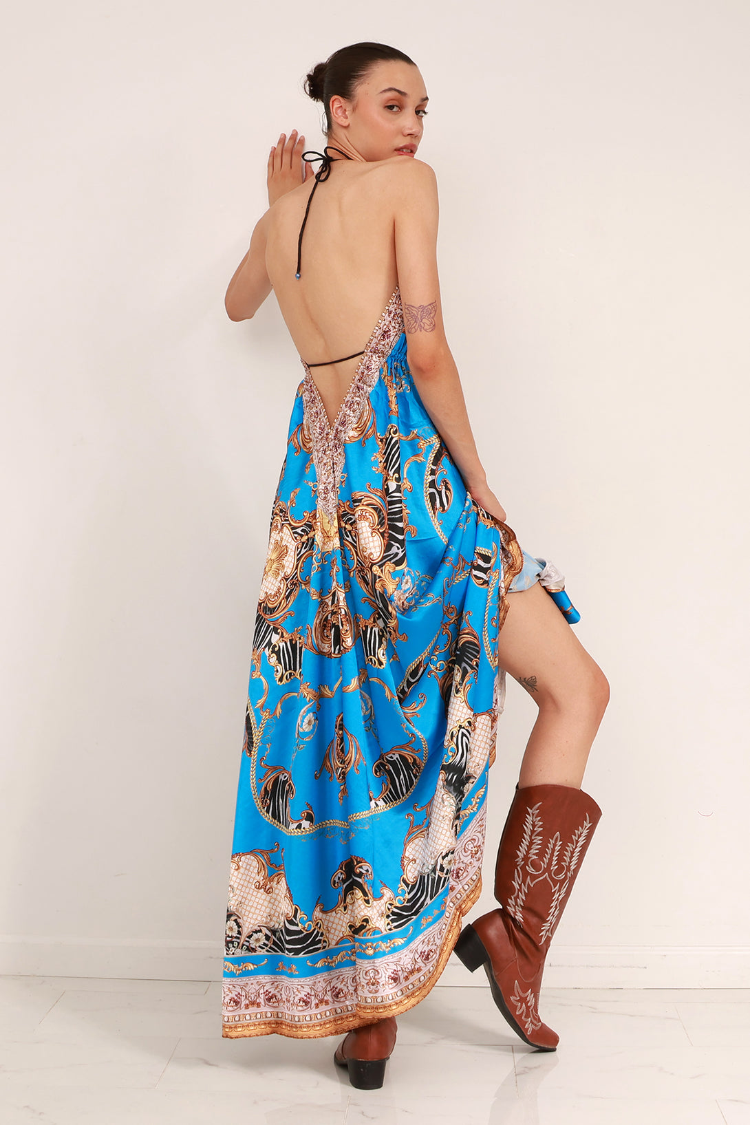 printed maxi dress,
maxi dresses for tall women,
long spring dresses,
Shahida Parides,