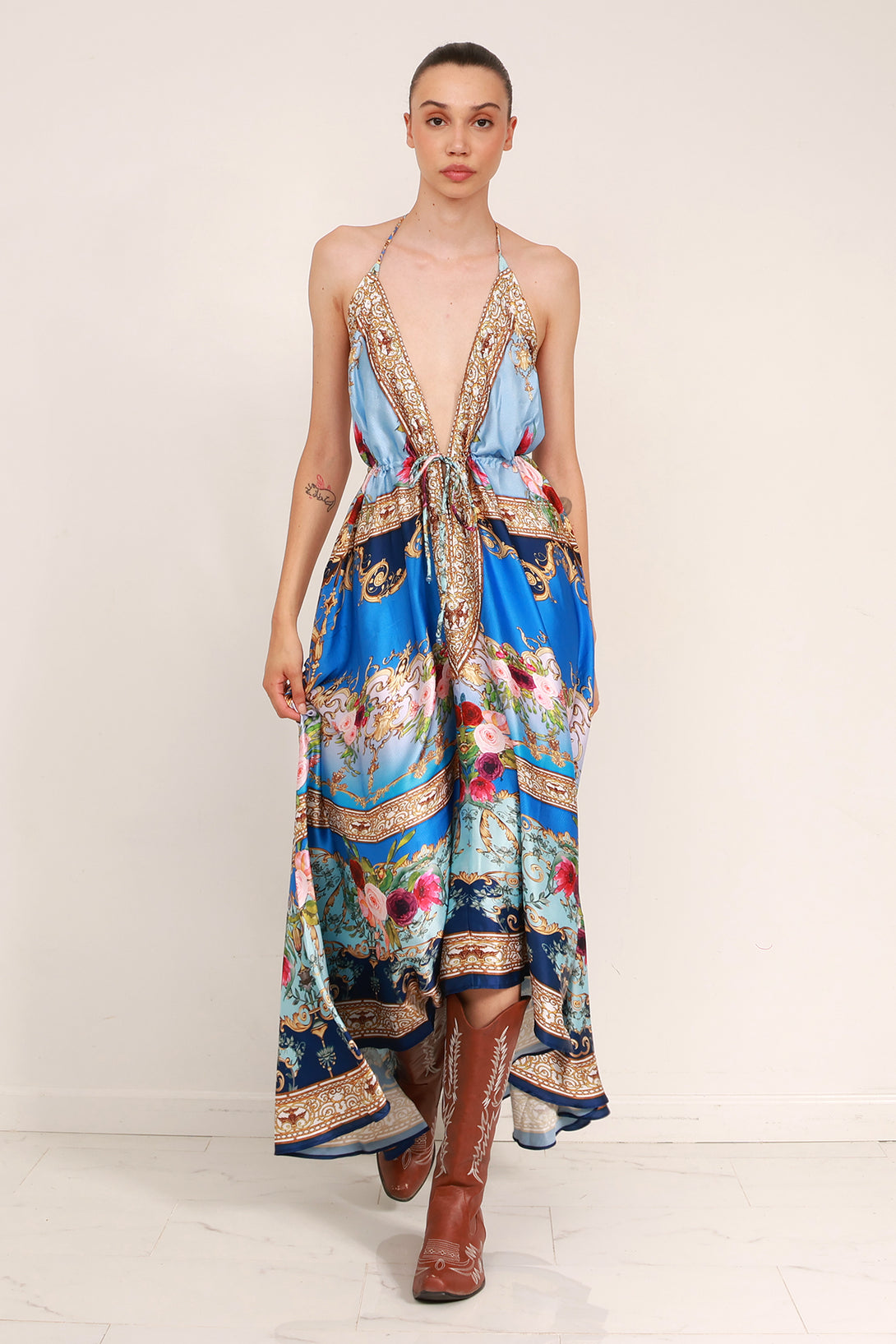 printed maxi dress,
maxi dresses for tall women,
long spring dresses,
Shahida Parides,