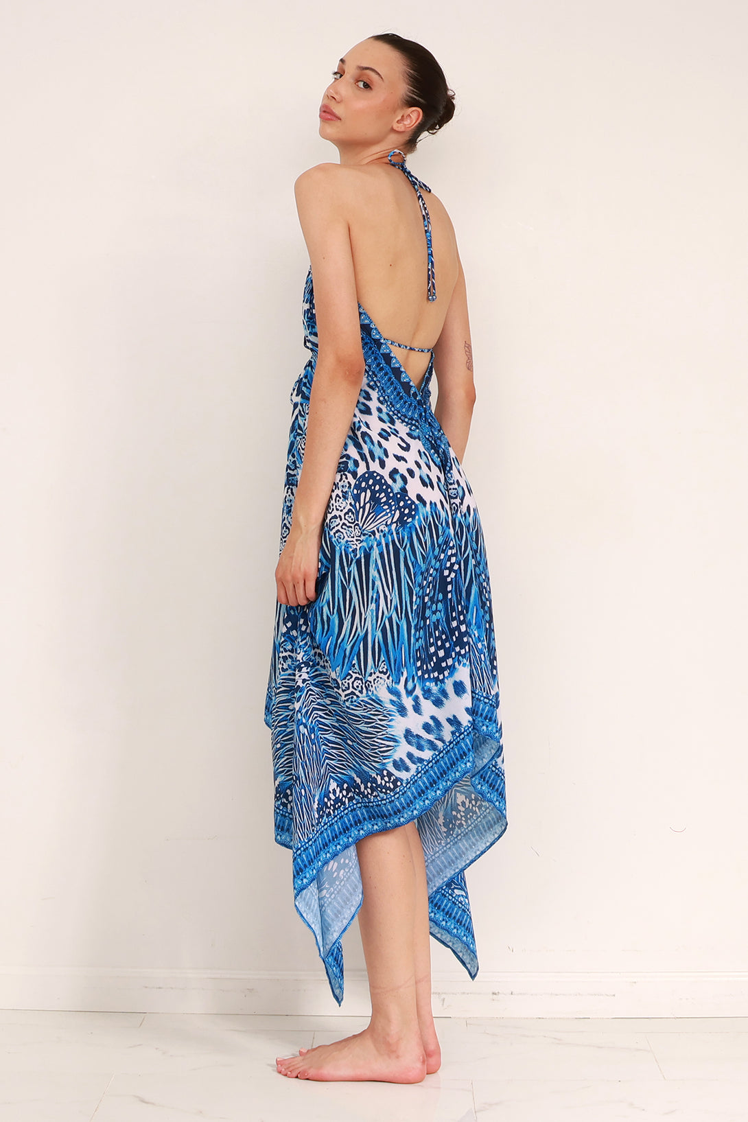 casual maxi dresses for women,
modest maxi dresses,
best maxi dresses, Shahida Parides,