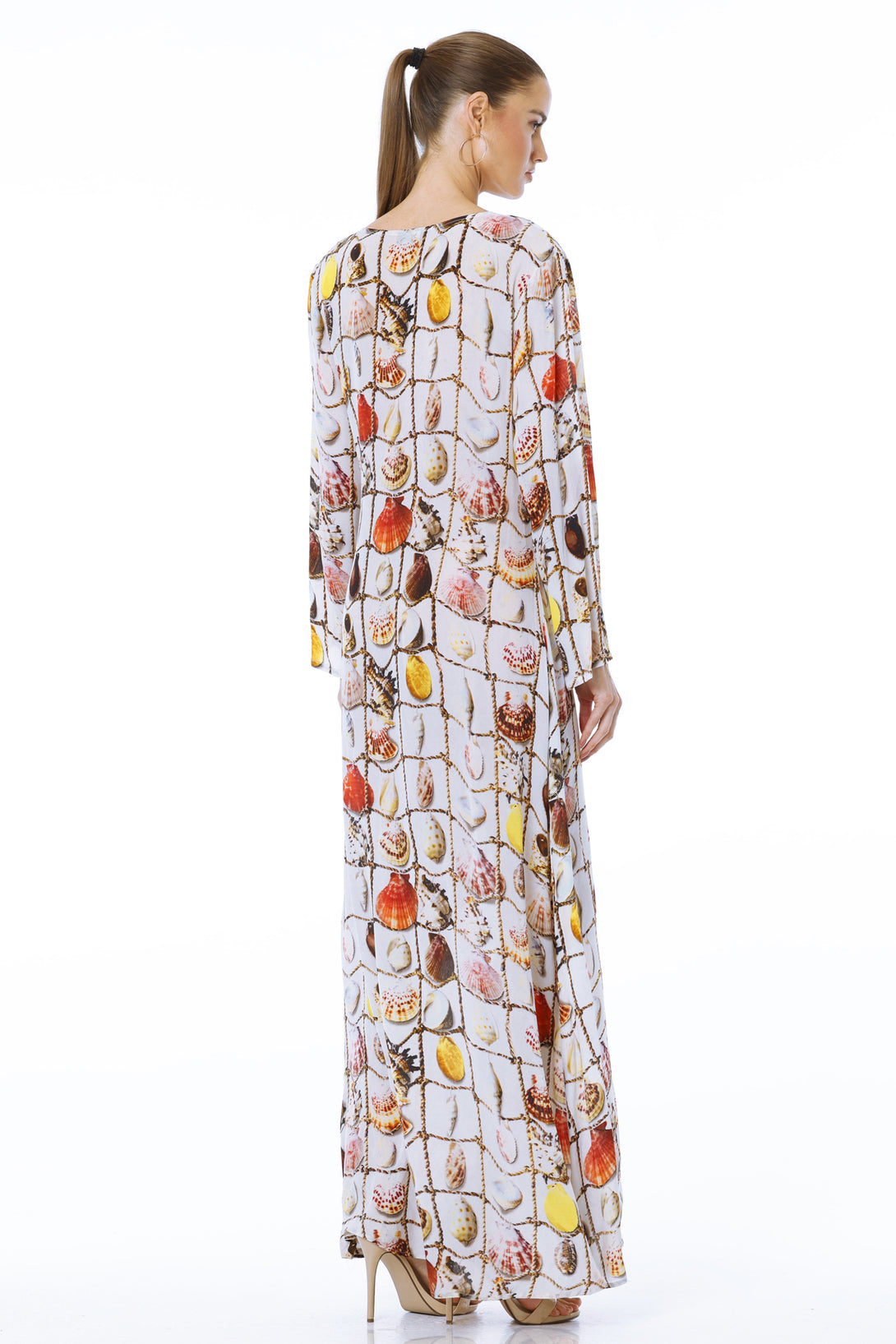 Shahida Parides,
best maxi dresses,
cute maxi dresses, white dress maxi dress,